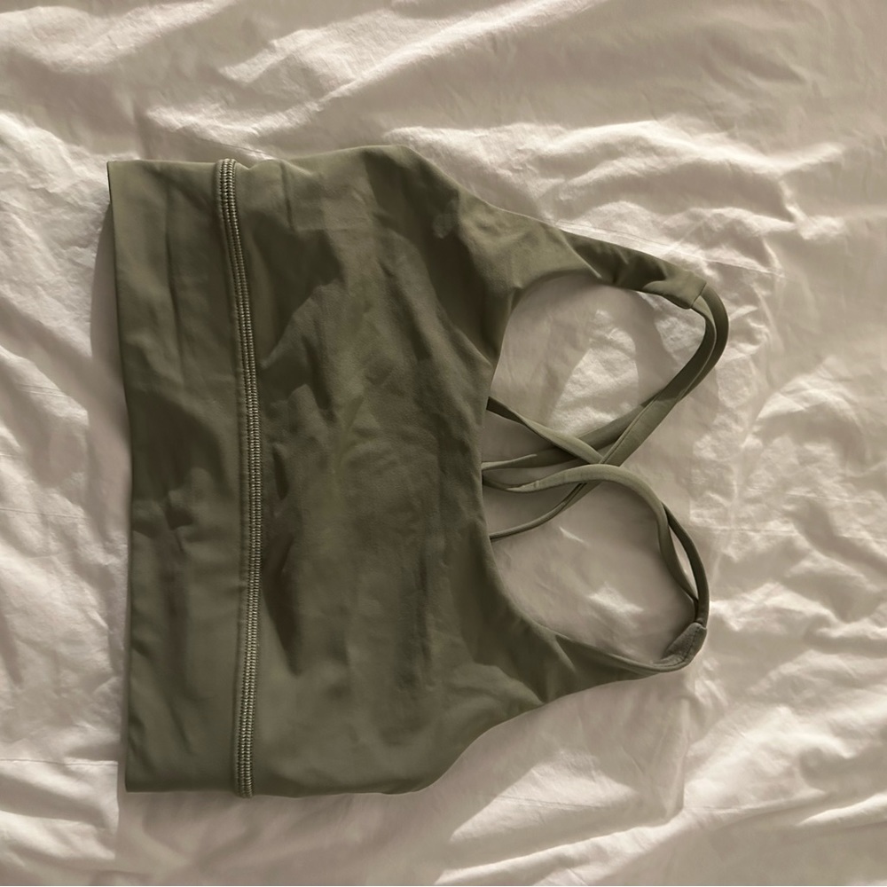 Lulu lemon energy bra